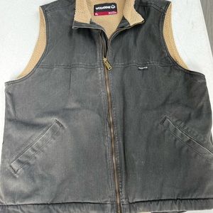Men’s gray Wolverine lined vest
